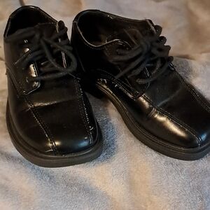 Classic Black Men's Dress Shoes